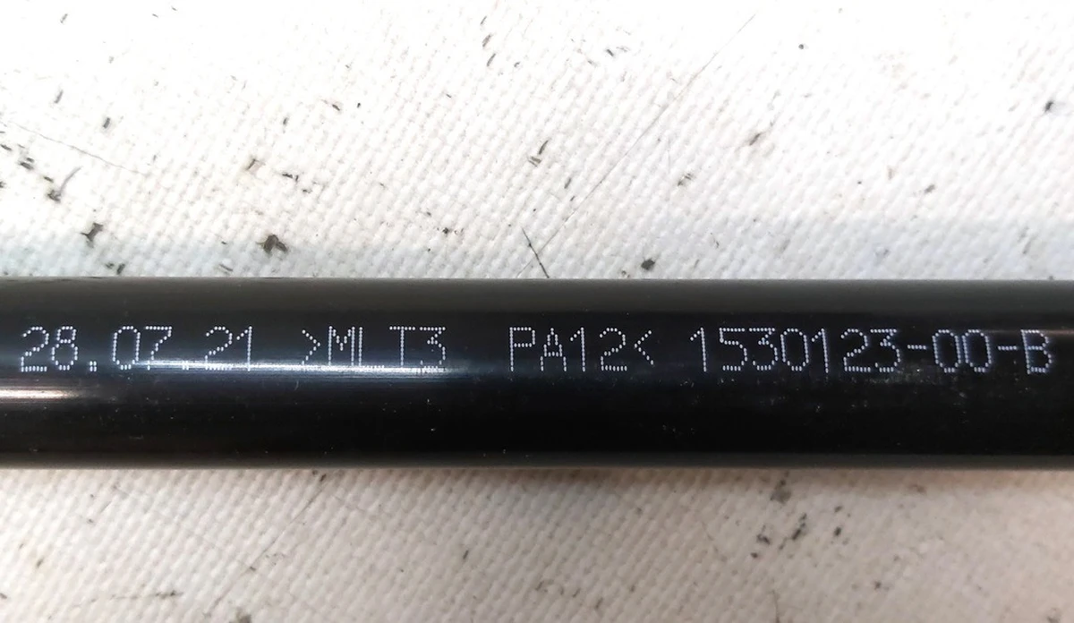 Патрубок системи охолодження основної батареї (RWD) Tesla model 3, model Y 1530123-00-A