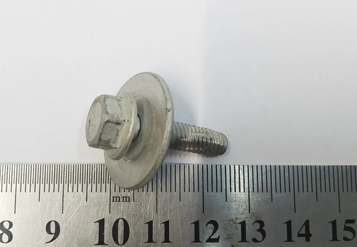 3 Болт сабвуфера с насечкой T2000, SEMS, HF, M6-1.0x24, STL, SNZN Tesla Model Y 1542768-00-A