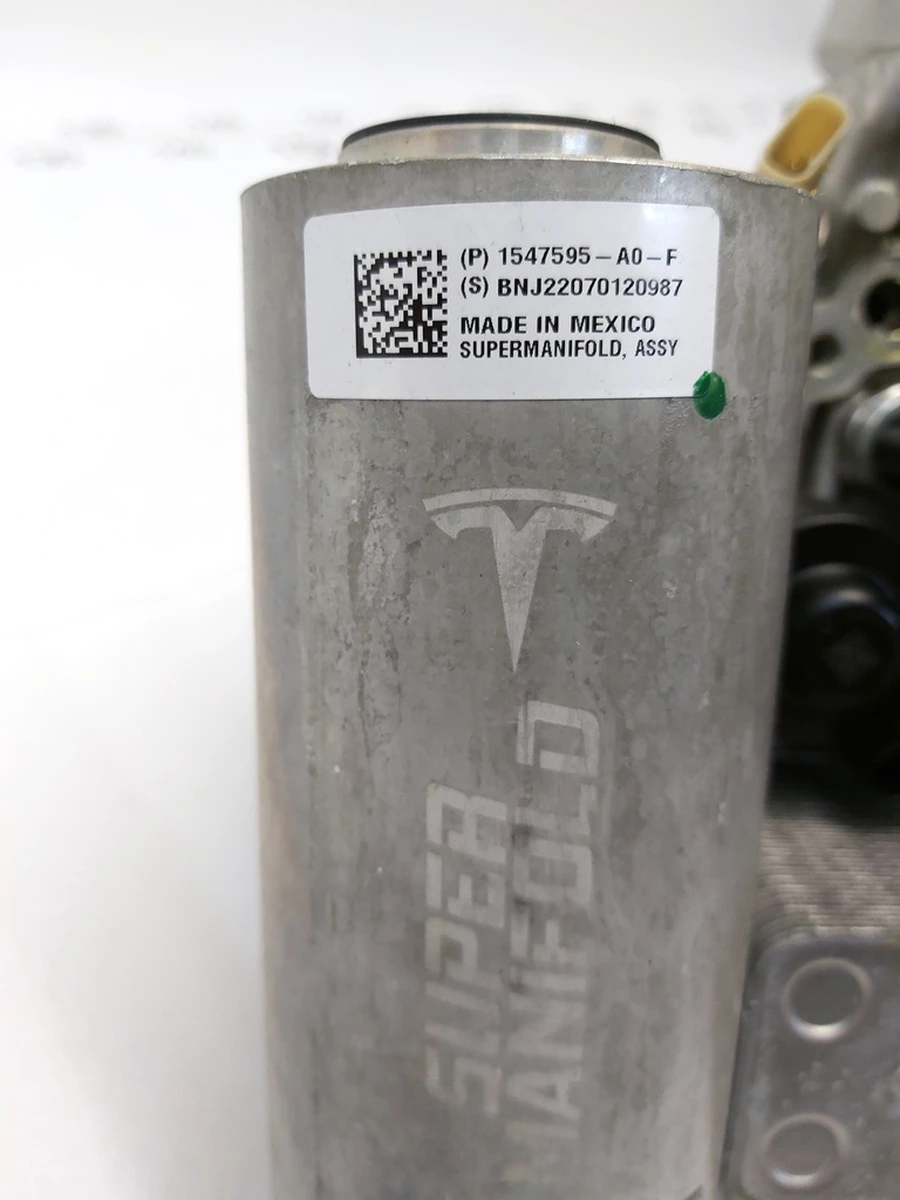 1 Тепловий насос у зборі без шлангів Tesla Model 3, Model Y 1547595-A0-F