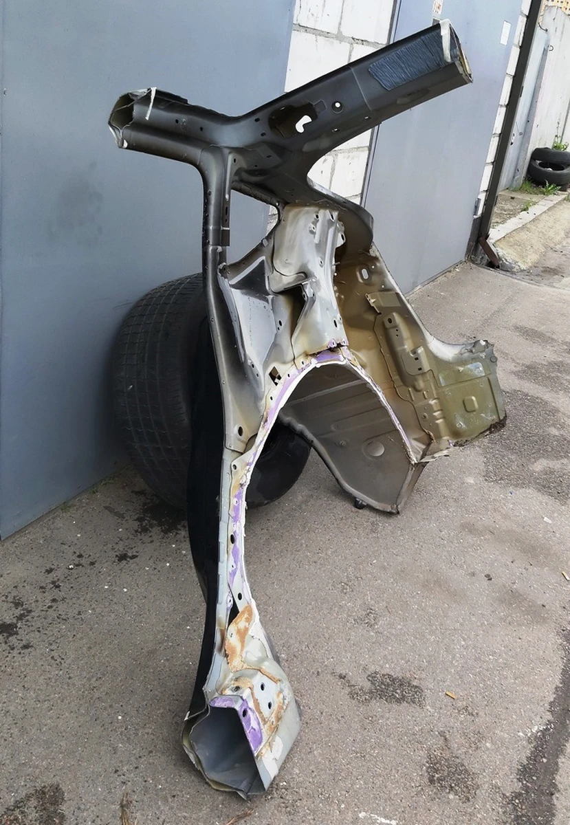 3 Чверть задня права в зборі PBSB Tesla model Y 1549231-S0-A