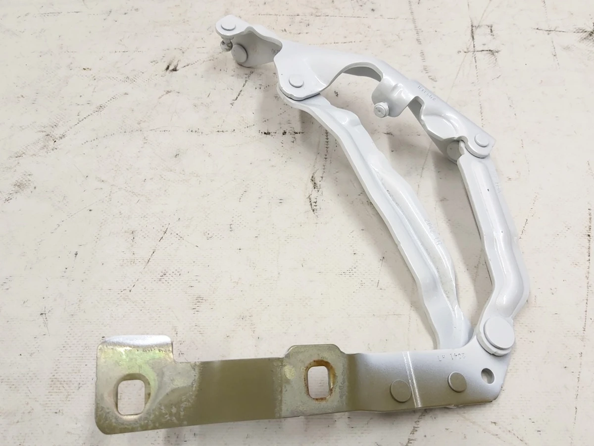 1 Tailgate hinge left PPSW Tesla model 3 1551482-99-C