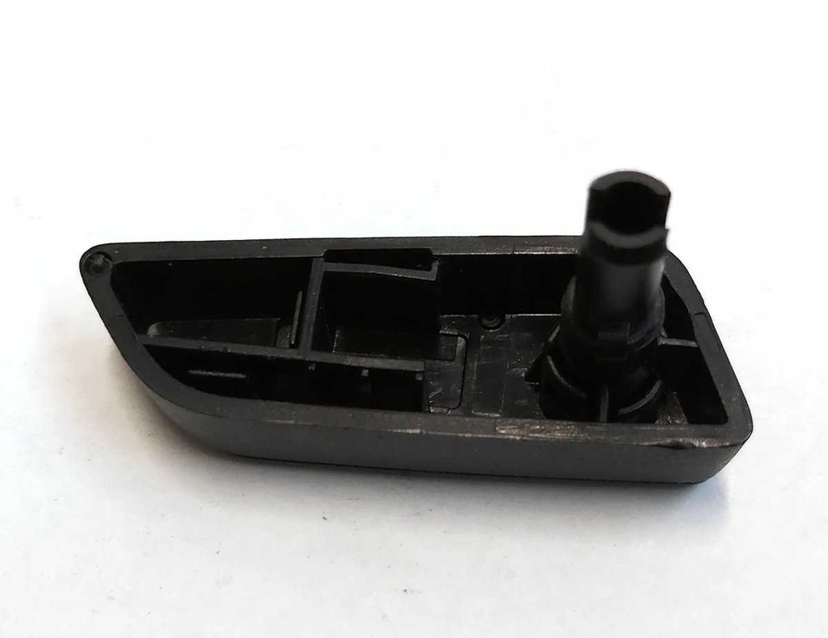 6 SEAT 1R SWITCH BTN RECL RH GRAPHITE Tesla model 3, model Y 1551847-01-A