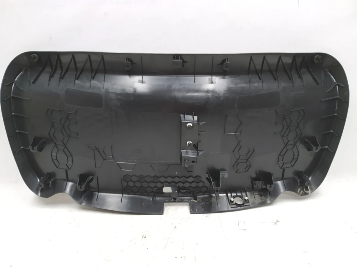 1 Карта крышки багажника под замок с электро дотяжкой Tesla model 3 1558860-00-C