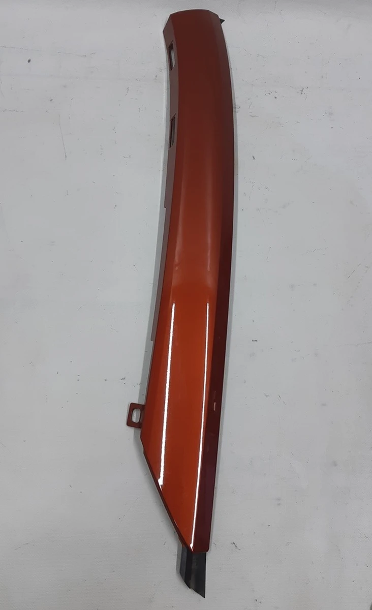 Облицювання стійки A зовнішня права B78 (Solar Orange Metallic) BMW i3 51447369626