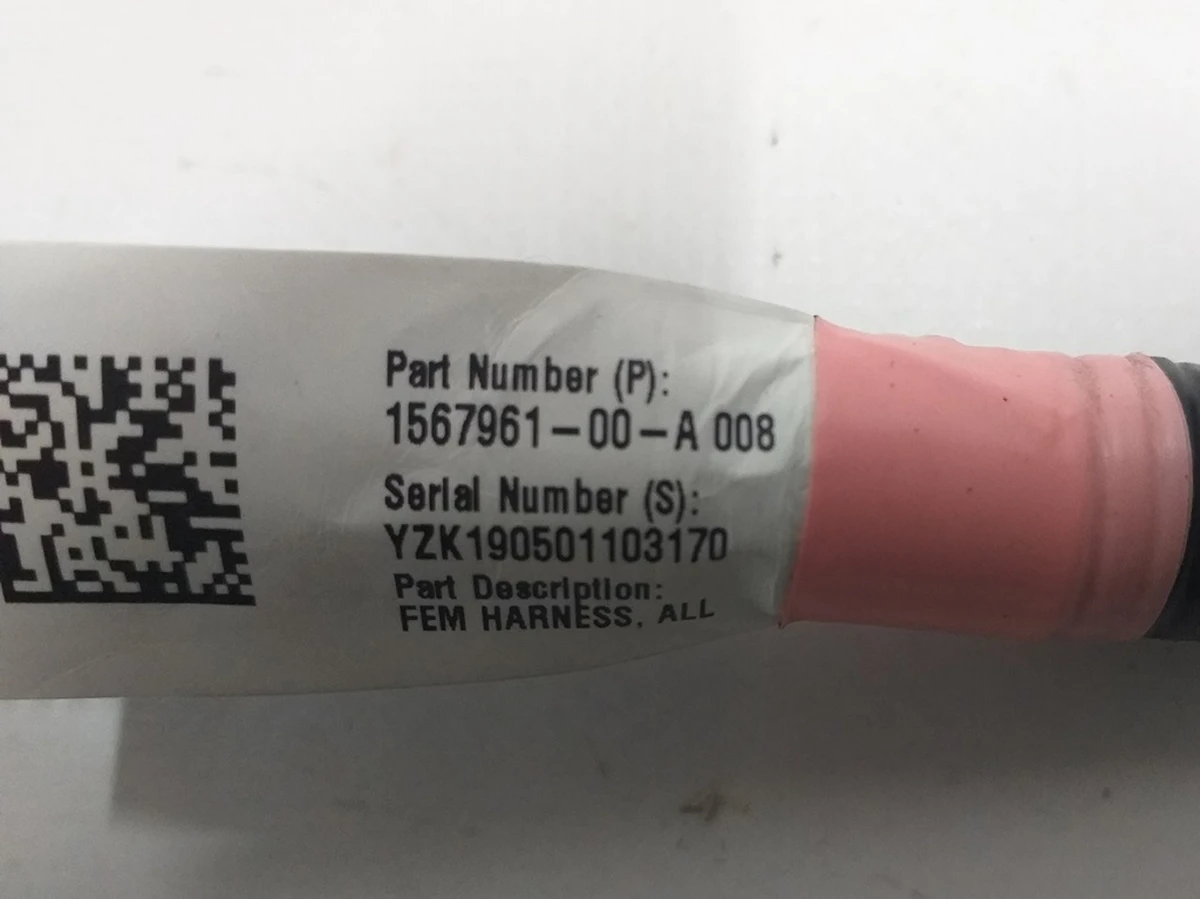 2 Wiring box front trunk (bath) Tesla model 3 1567961-00-A