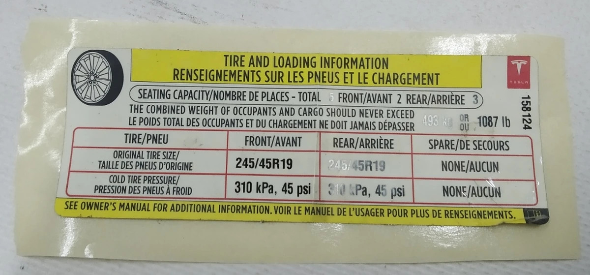 3 Этикетка (лейба, наклейка) с х-ми колес и макс. допустимой догрузкой Tesla model S REST 75 1013935-00-C