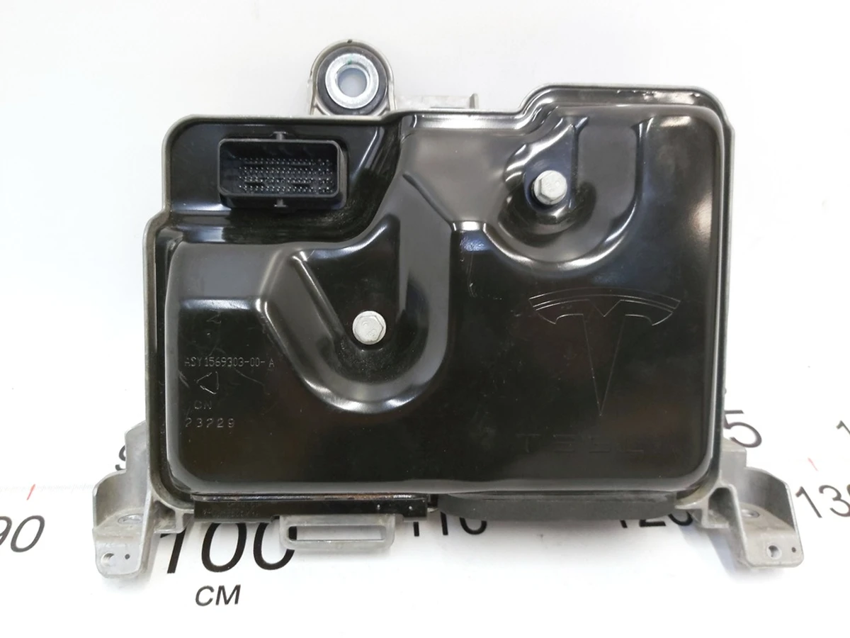 1 ASSEMBLY - FRONT VEHICLE CONTROLLER GENERATION 3.1 complete with Radiator, Cover, and Bolts for Tesla Model 3, Model Y 1583991-10-D