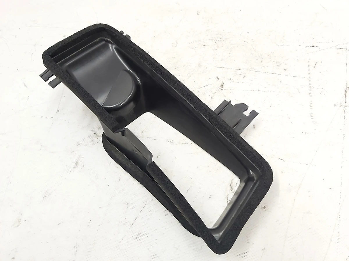 5 Крышка верхняя воздухозаборника кабины (с 05.10.2020) Tesla model 3 1588275-00-A