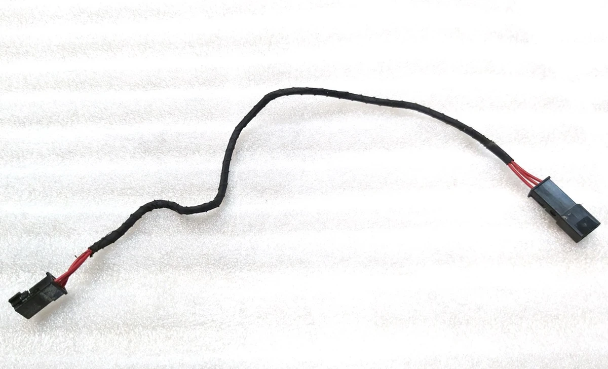 2 Електропроводка блоку упр. склопід. двері пасажирські з окисленням контактів Tesla model 3, model Y 1081038-01-E, 1081038-02-F