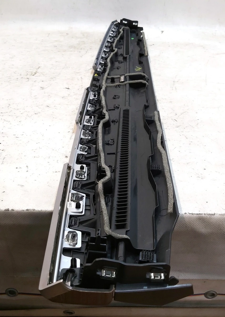 3 IP, LHD, DECOR ASY, WOOD Tesla Model 3, Model Y 1619569-00-A