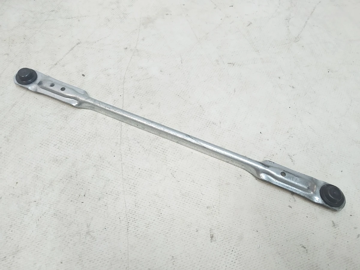 1 Тяга механизма стеклоочистителя 320 мм Tesla model Y 1658936-00-A