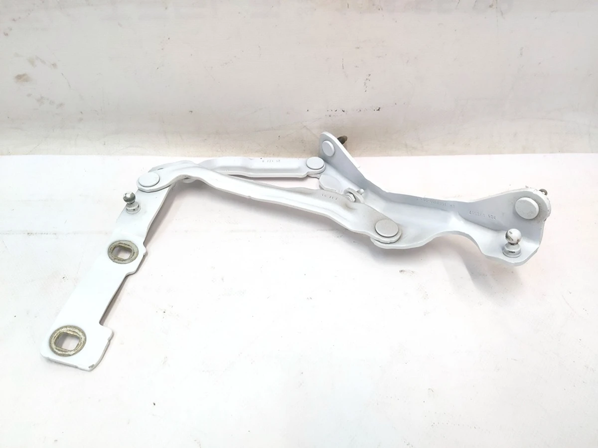 1 Петля кришки багажника ліва PPSW Tesla Model 3 REST 1667399-00-C