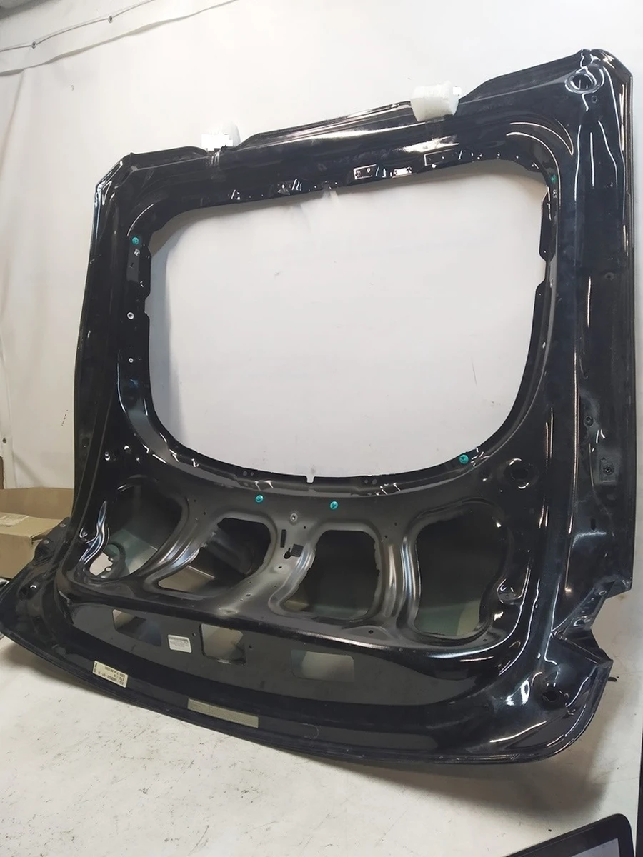 7 Крышка багажника (ляда) металл PBSB с повреждением Tesla model S, model S REST 1023722-E0-A