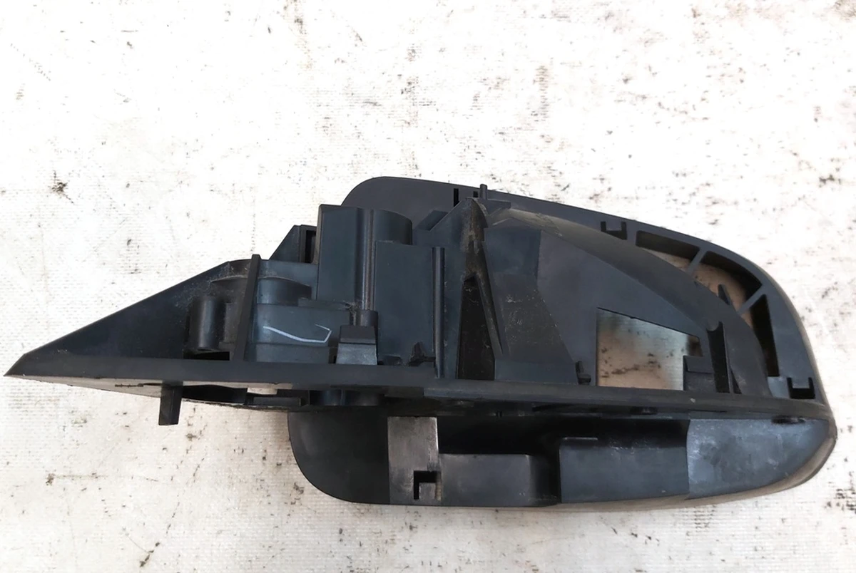 11 Корпус дзеркала зовнішнього лівого Tesla model S 1041317-00