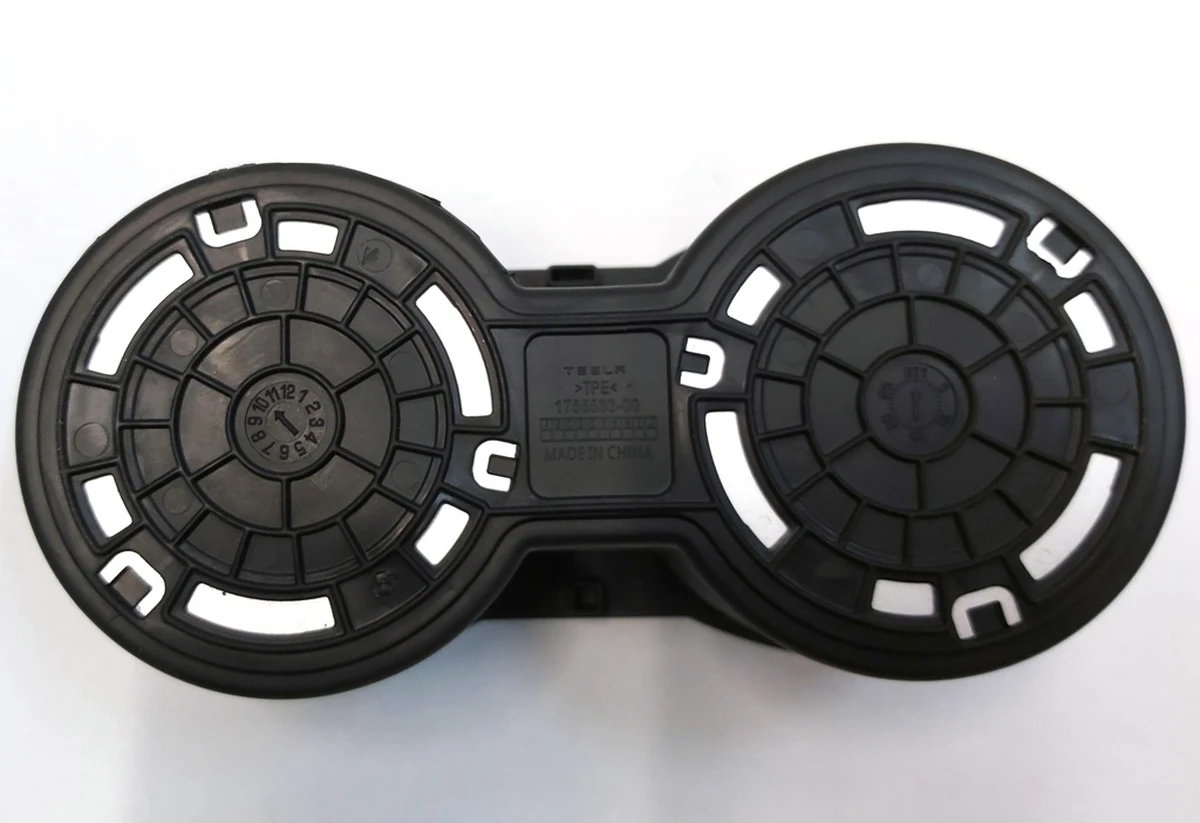 6 2.0, CONSOLE, CUP HOLDER LINER Tesla model Y 1755533-00-A