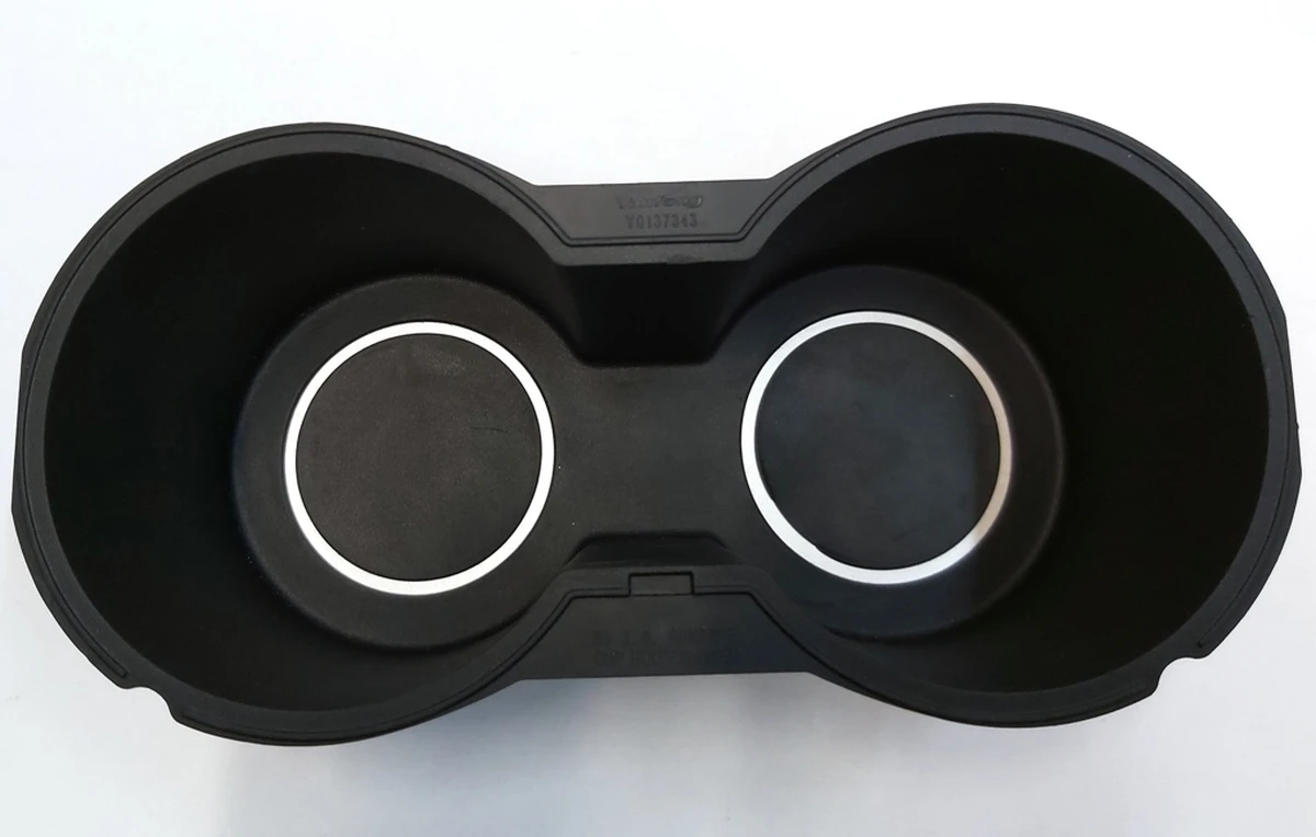 6 2.0, CONSOLE, CUP HOLDER LINER Tesla model Y 1755533-00-A