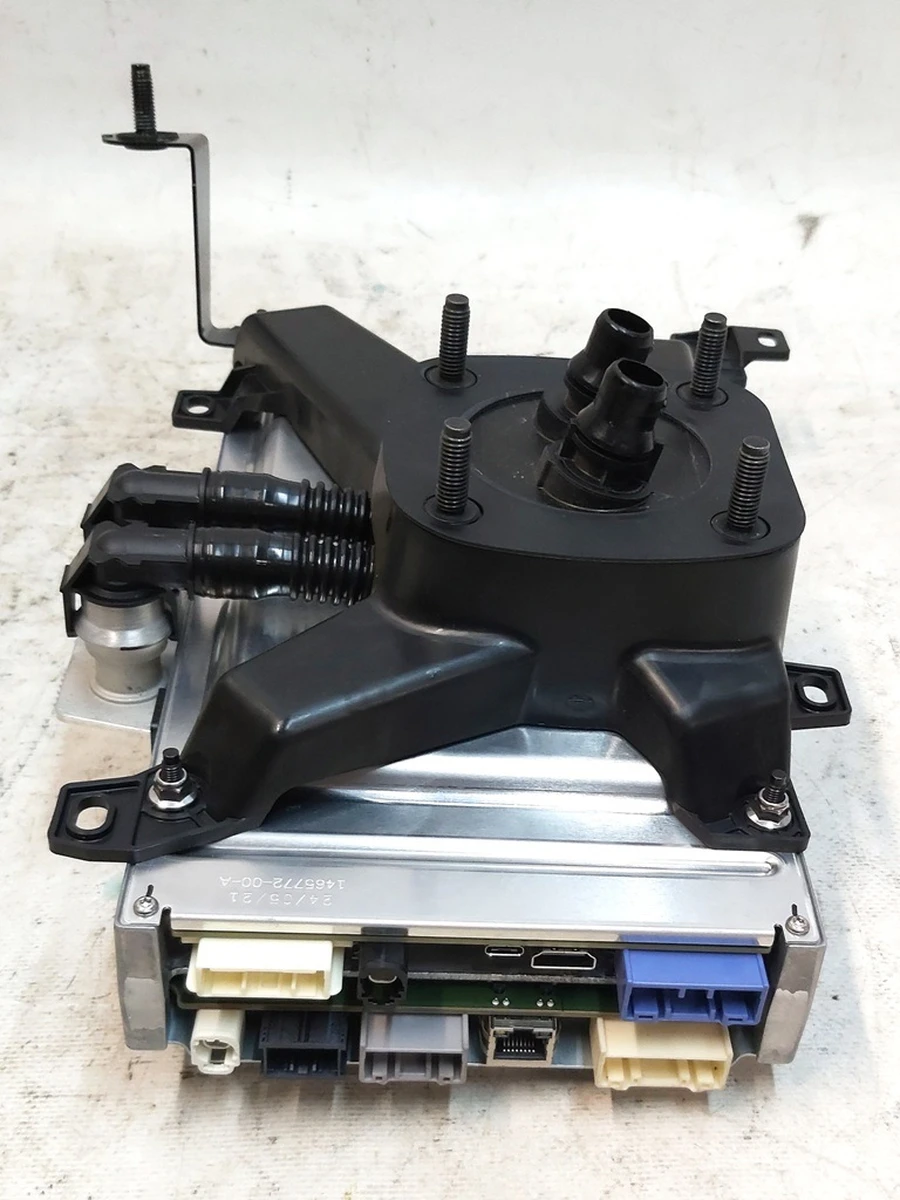 1 Комп'ютер автомобіля PROVISIONED REV04 INTEL АП не диагностирован Tesla model Y 1775000-S0-L