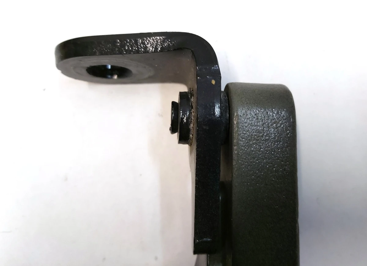 1 Front left upper lower door hinge base Tesla Model Y 1497492-00-E