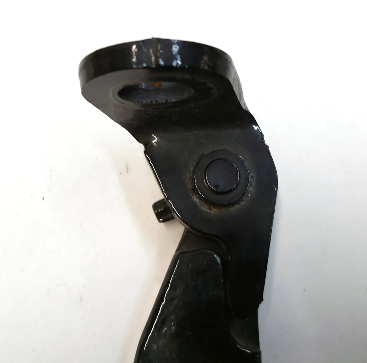 1 Front left upper lower door hinge base Tesla Model Y 1497492-00-E