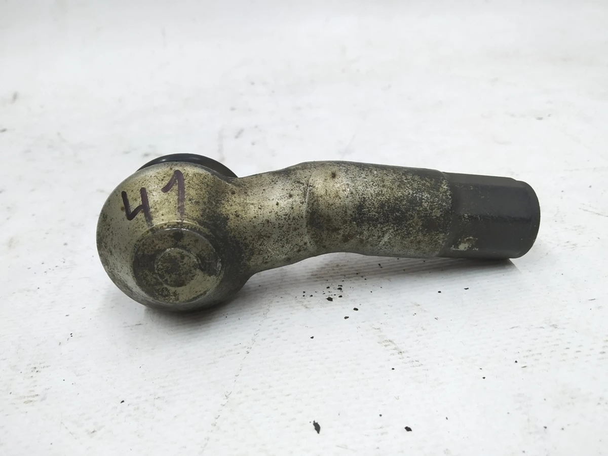 Наконечник поперечної рульової тяги лівий Volkswagen E-GOLF 1K0423811J