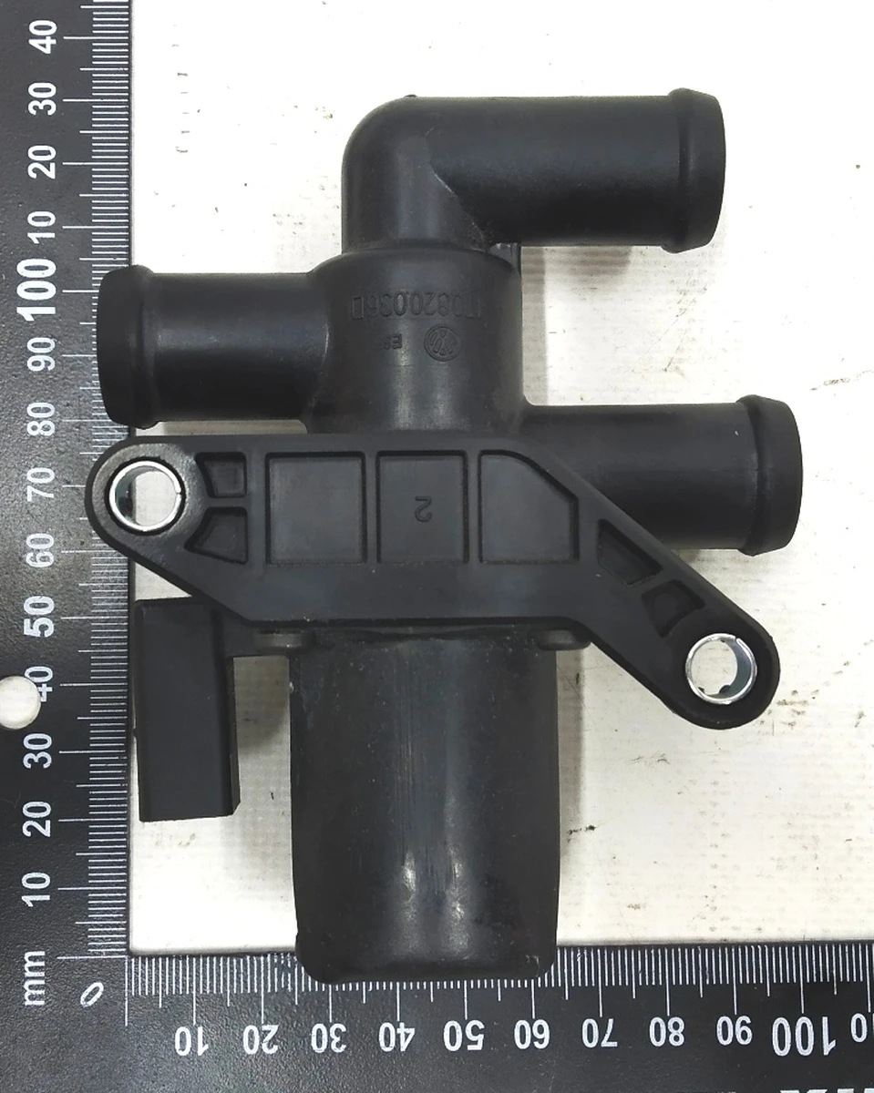 Клапан тройной электромагнитный системы охлаждения 1T0820036D Volkswagen E-GOLF