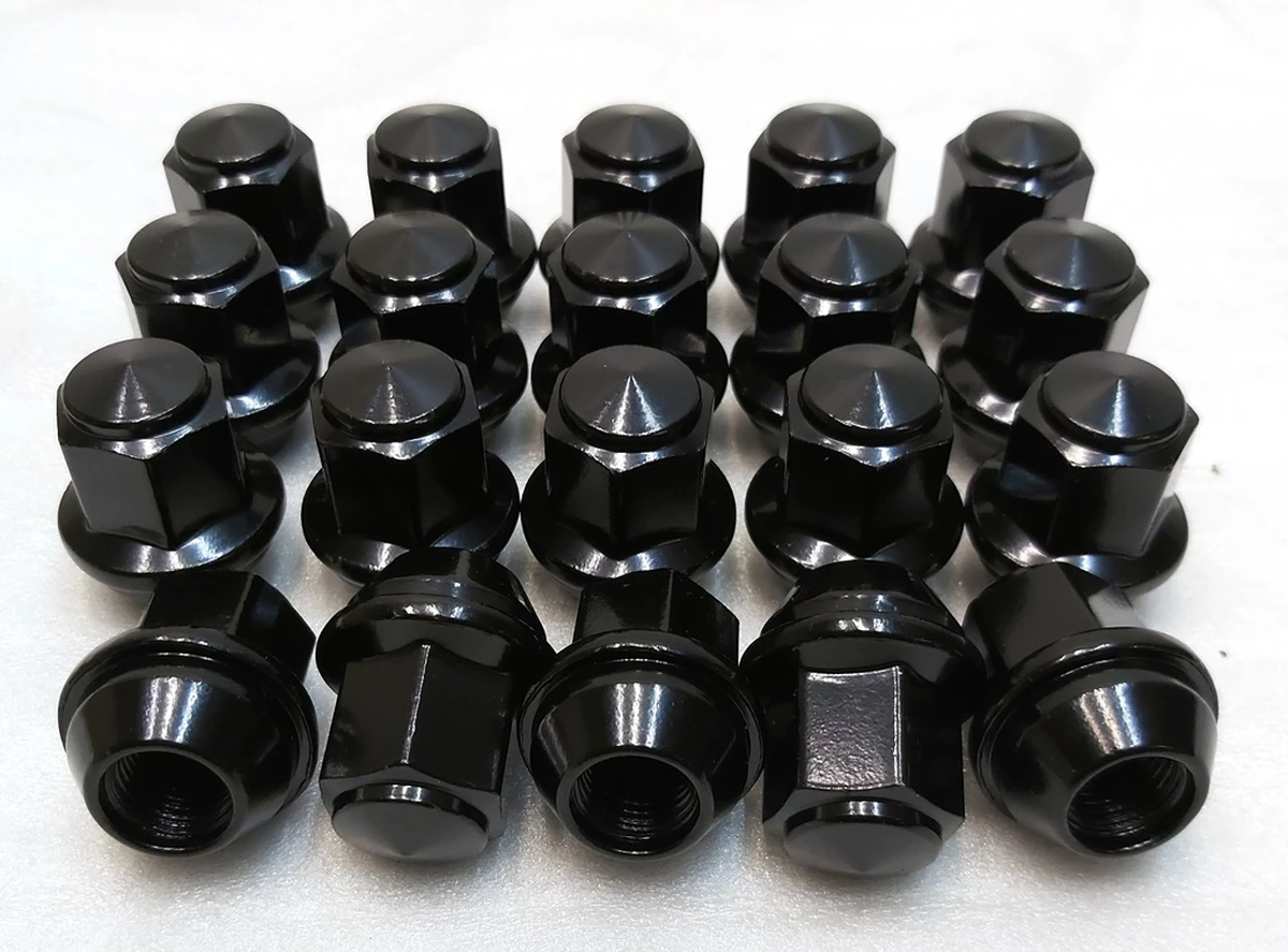 7 Комплект гаек колесных (20 шт.) M14x1.50 BLACK 21mm Tesla all models 2007065
