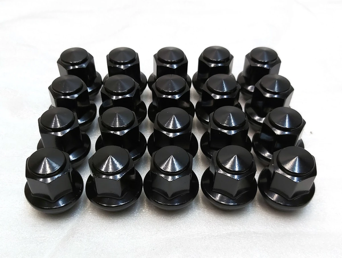 7 Комплект гаек колесных (20 шт.) M14x1.50 BLACK 21mm Tesla all models 2007065