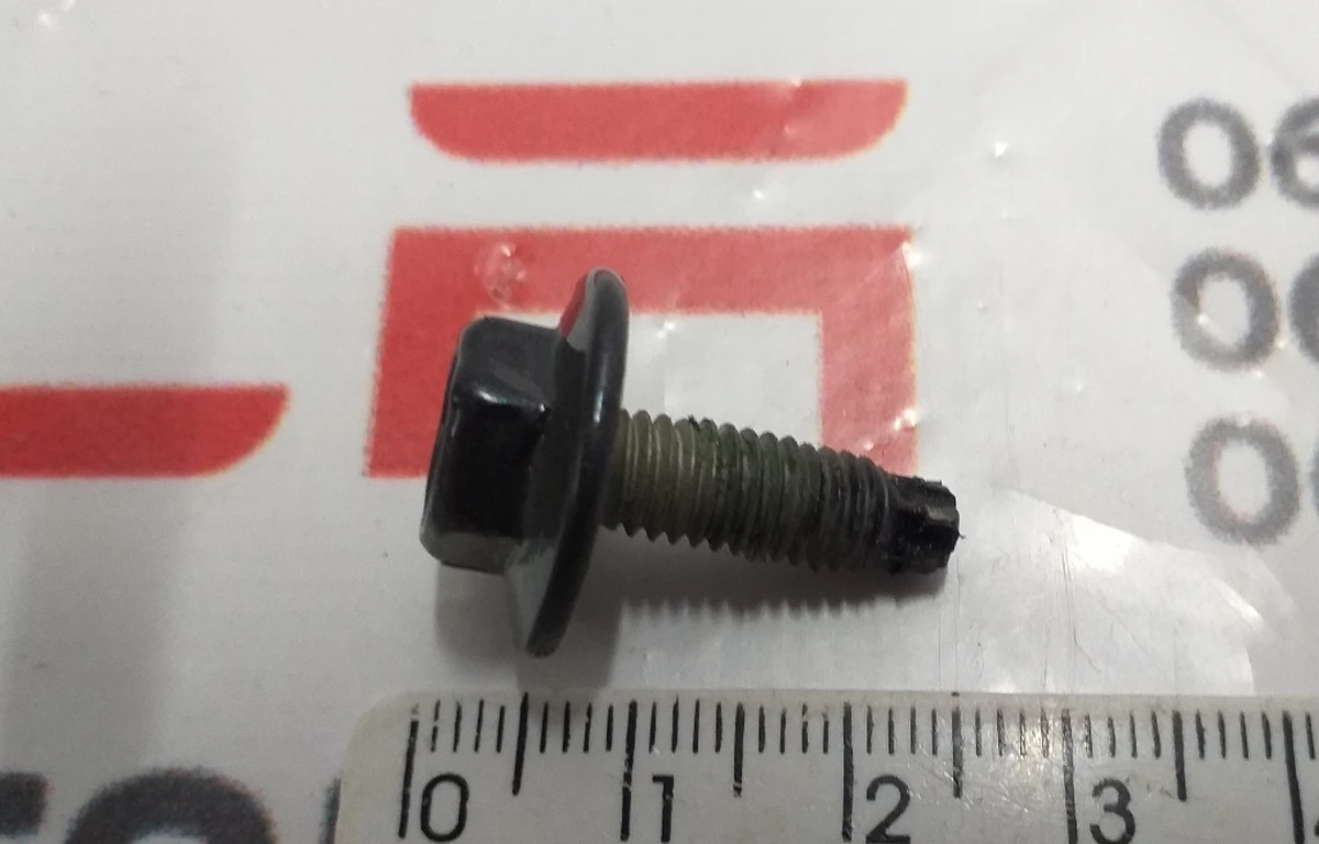 3 Болт петли багажника HF M6x14 STL ZNFL PATCH TRX Tesla model S, model S REST 2007222-00-B 3 Болт петли багажника HF M6x14 STL ZNFL PATCH TRX Tesla model S, model S REST 2007222-00-B