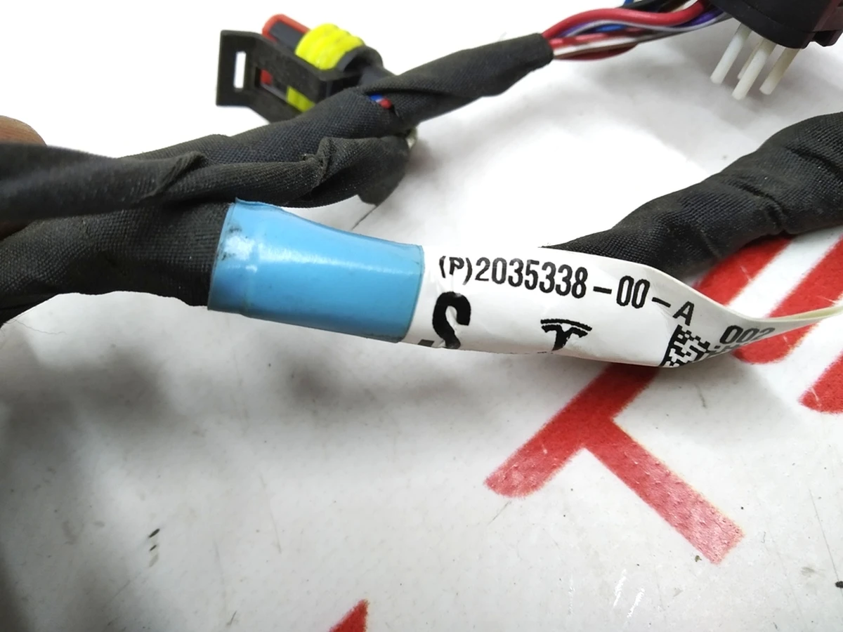 2 Електропроводка боксу переднього багажника (ванни) Tesla model S REST 2035338-00-A