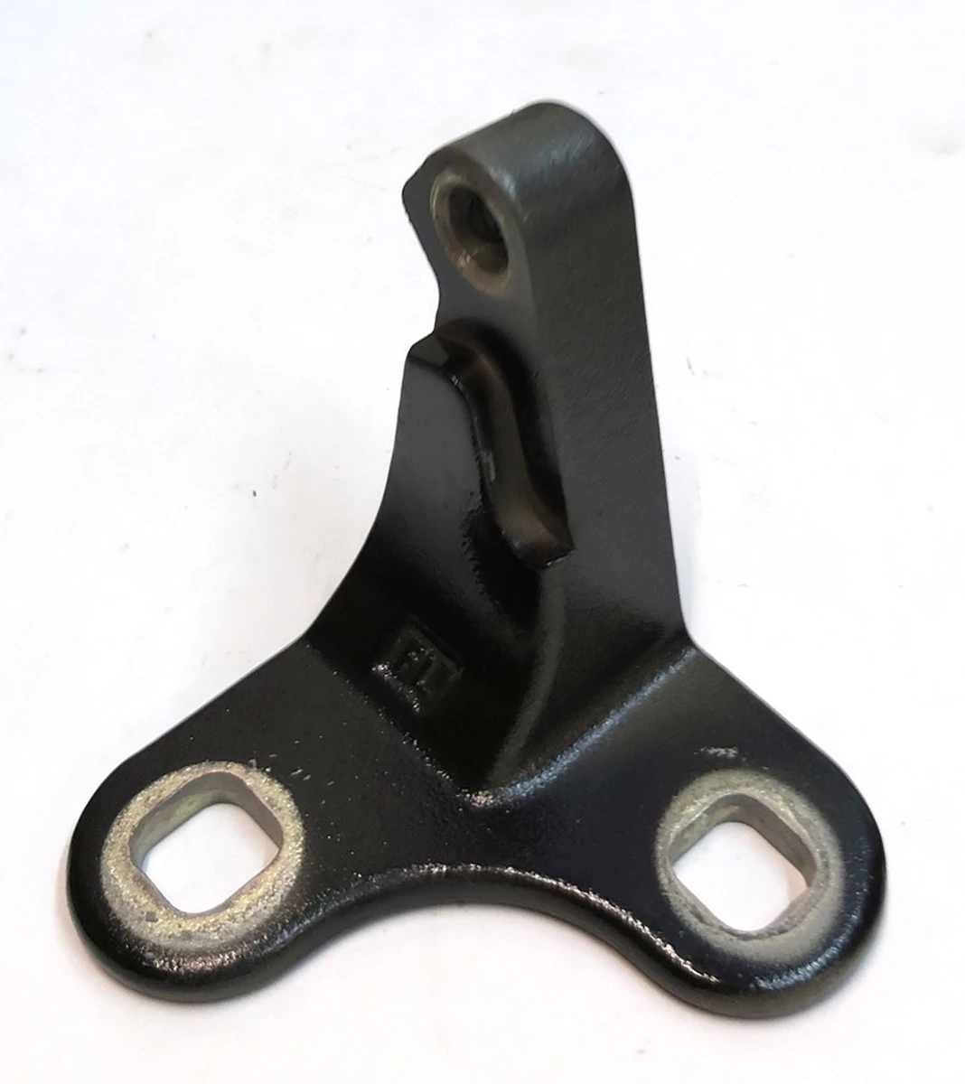 1 Основание петли двери передней левой верхней нижней Tesla Model Y 1497492-00-E