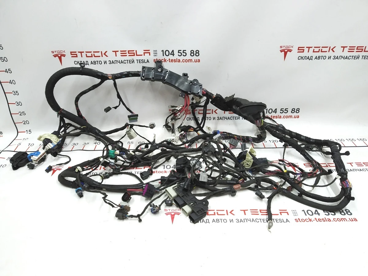 2 Електропроводка передня підкапотна цільна AWD Tesla model S REST 3046132-02-B