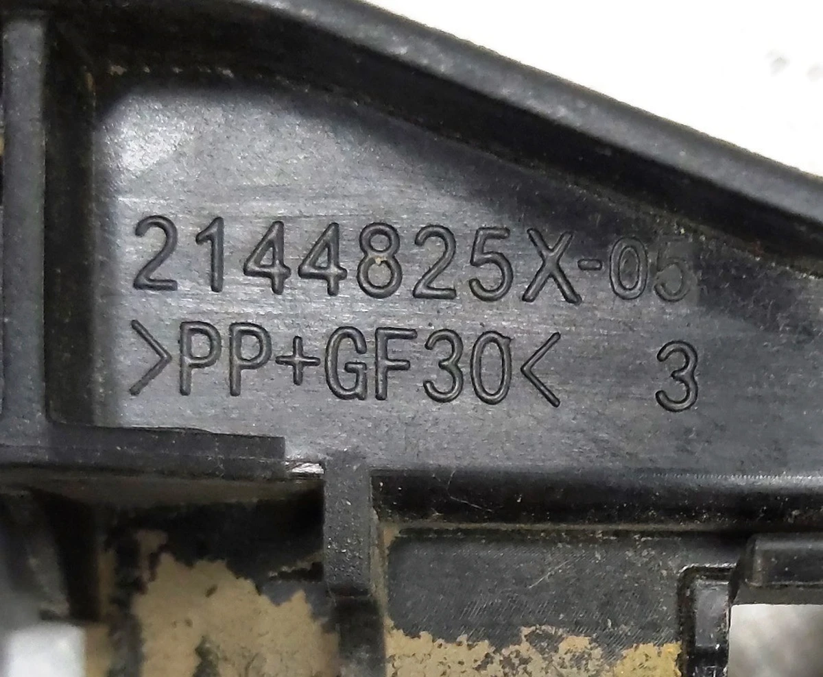 Кронштейн механізму регулювання положення нижньої частини сидіння водія/пасажирського Tesla model 3 1107103-00-H