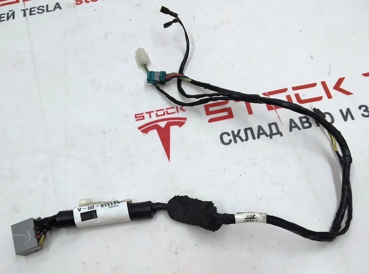 Электропроводка зеркала наружного правого Tesla model S, model S REST 1041318-00-G