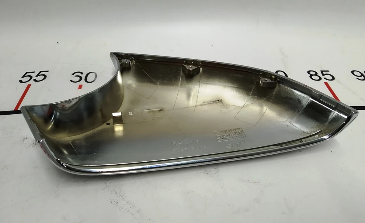 3 Exterior Right Mirror Cover Lower Chrome Tesla model S, model S REST 1041318-00-G