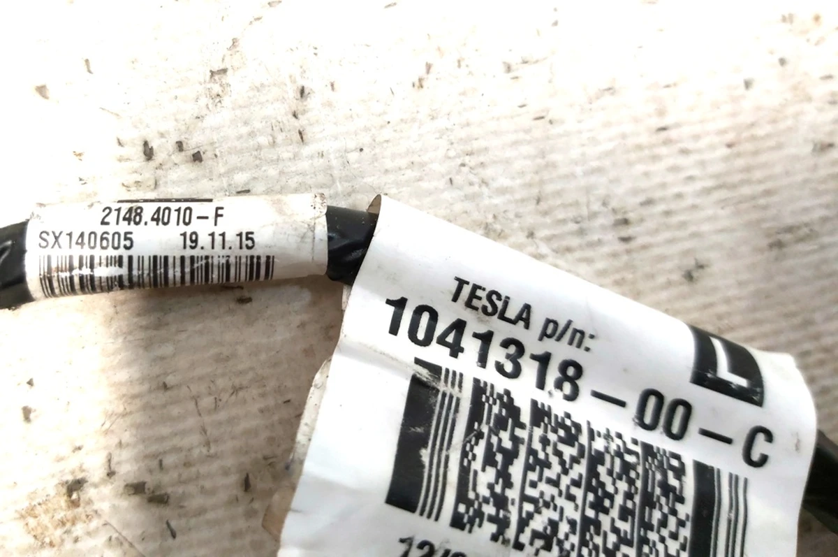 Wiring, outside right mirror Tesla model S, model S REST 1041318-00