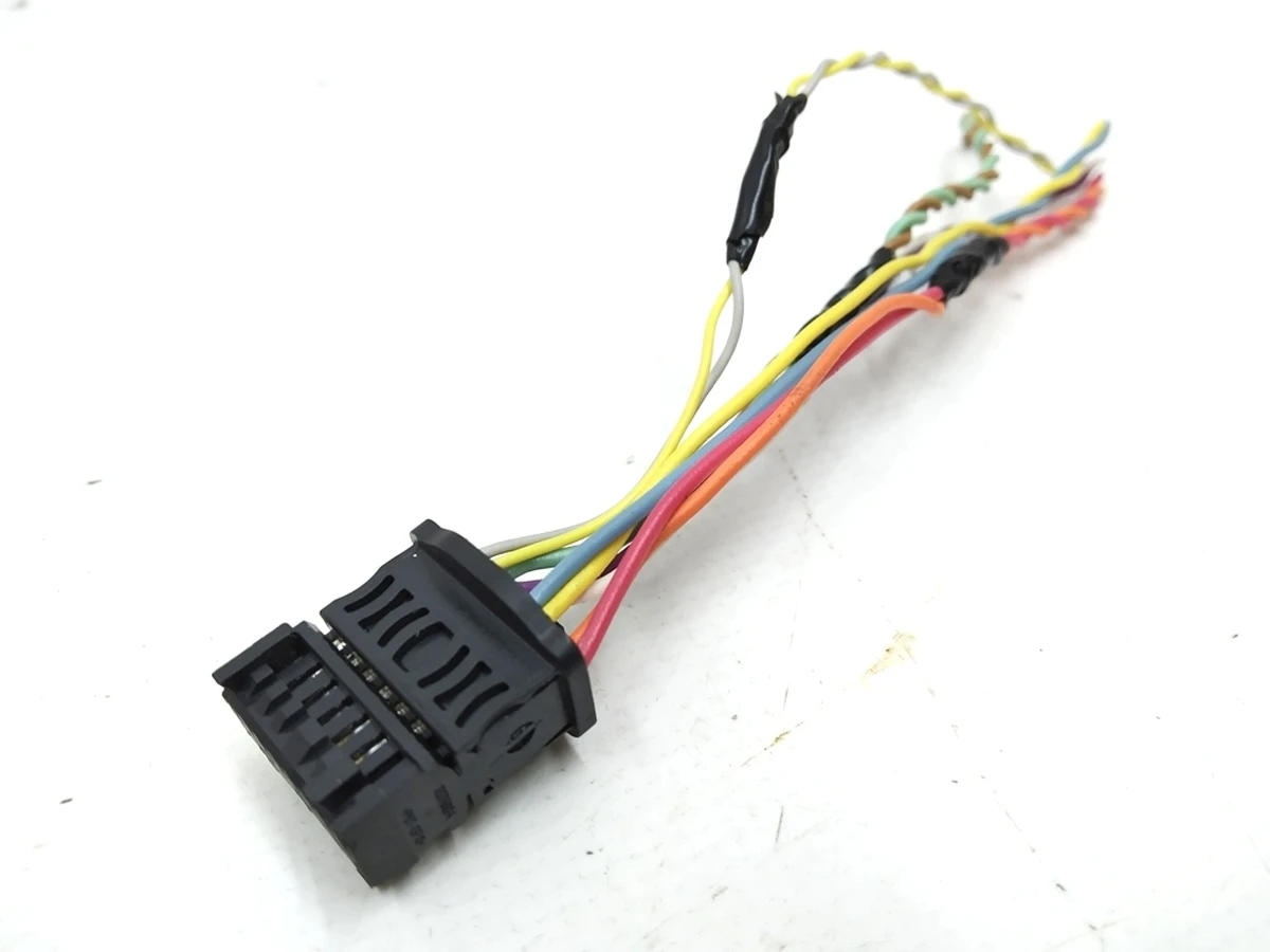 Разъем (фишка) главного блока управления Х172 21775874 Boardreach Tesla Model 3 1098058-S0-M 1462554-S0-L 1566786-S0-E