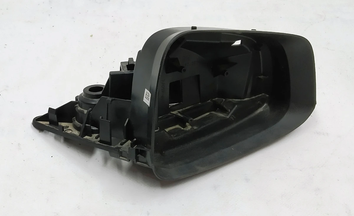 2 Mirror housing RH outside Tesla Model X 1035181-00-J