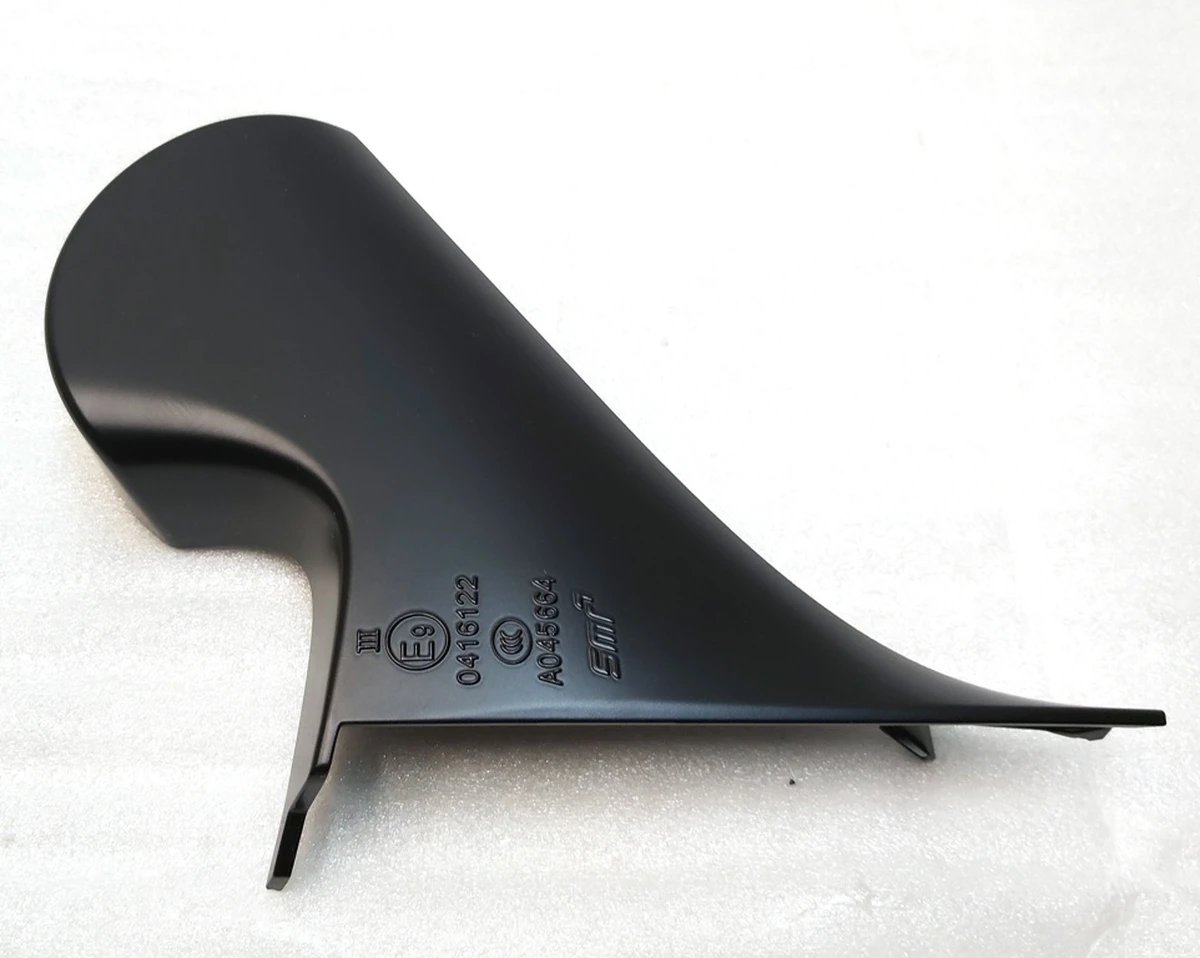 Накладка кронштейна зеркала наружного правого нижняя 2287.3004 BLACK Tesla Model 3 1110778-00, 1592032-00