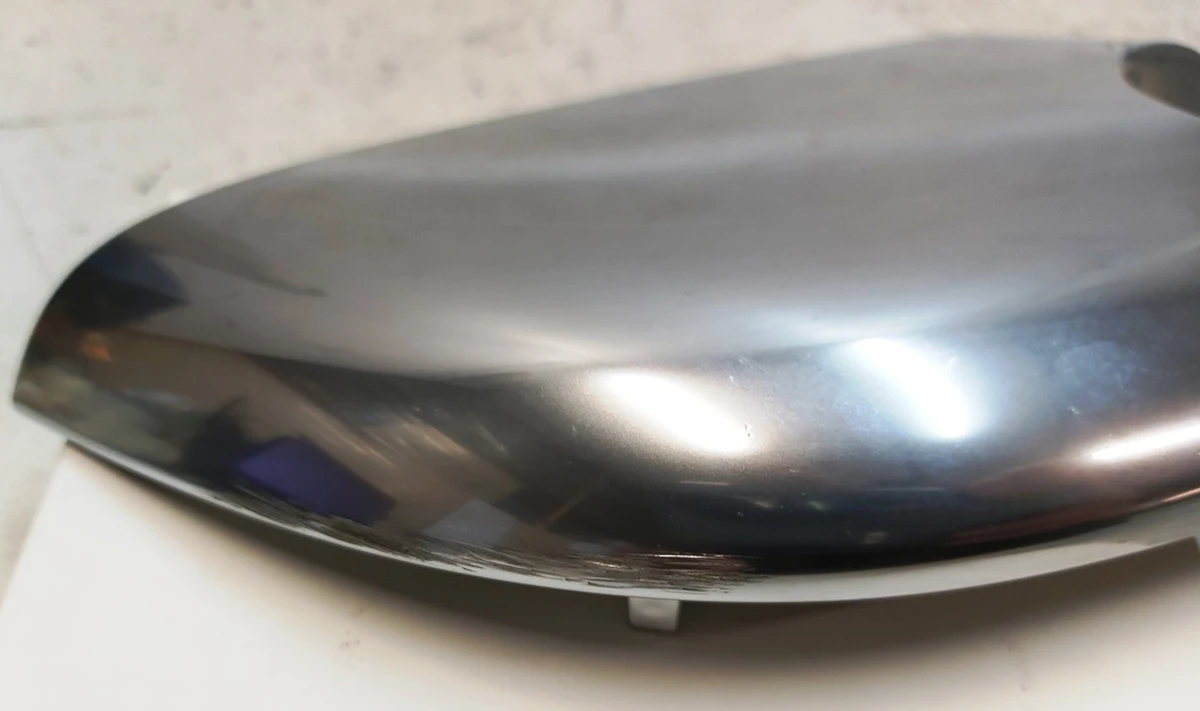 1 Накладка дзеркала зовнішнього лівого нижня 2287.3005 CHROME із пошкодженням Tesla model 3 1110777