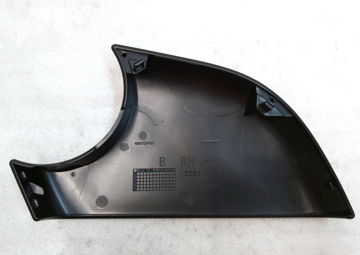 2 Накладка дзеркала зовнішнього правого нижня 2287.3006 BLACK Tesla model 3 1110778