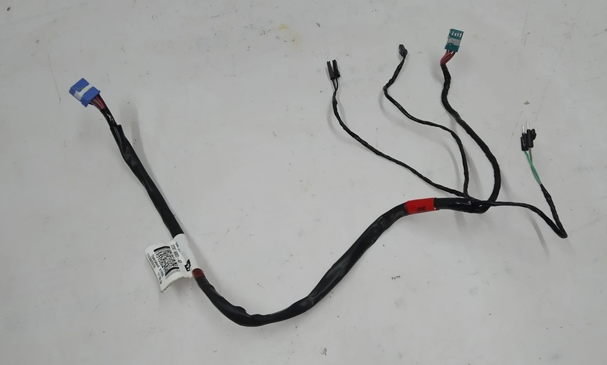 1 Электропроводка зеркала наружного левого PREMIUM Tesla Model 3 1110777-96-G