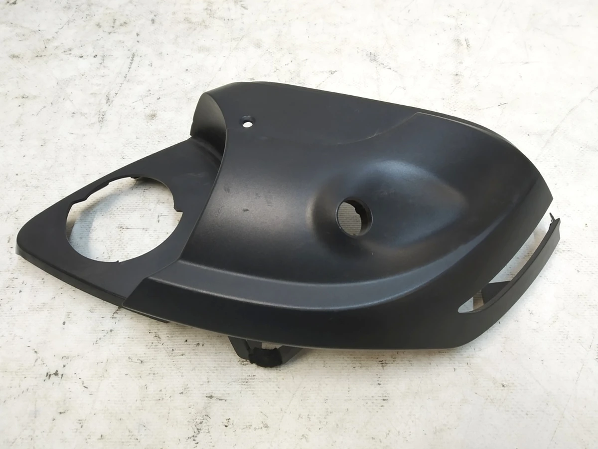 Rear view mirror housing right lower damaged Audi E-tron 4KL857409