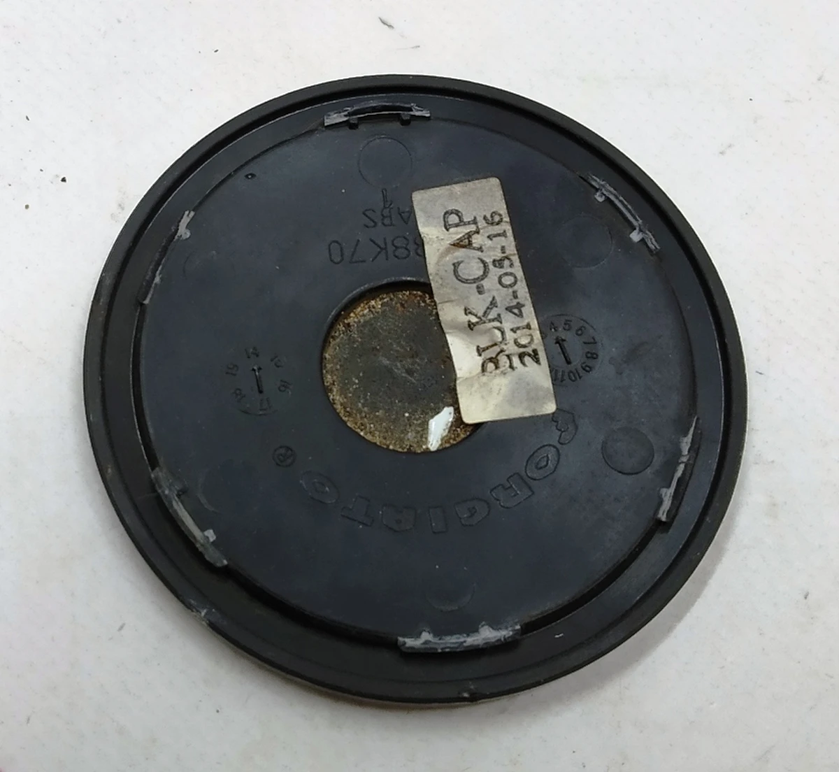 Forgiato Aggio wheel center cap (damaged) Tesla model S, model S REST 6005879-01-A