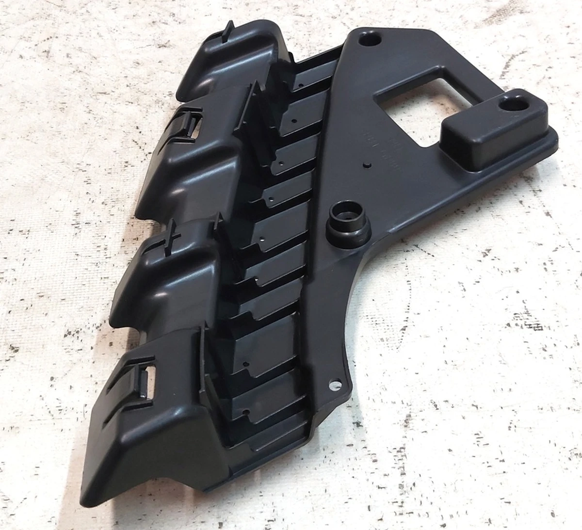 6 GLOBAL HEADLAMP FASCIA BRACKET - RIGHT HAND 245.461-02 Tesla Model 3, Model Y 1812093-00-A