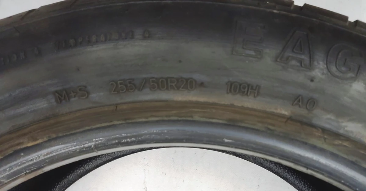 Tire GOOD YEAR EAGLE SPORT 255 / 50R20 109H Audi E-tron 2019 255 / 50R20 109H