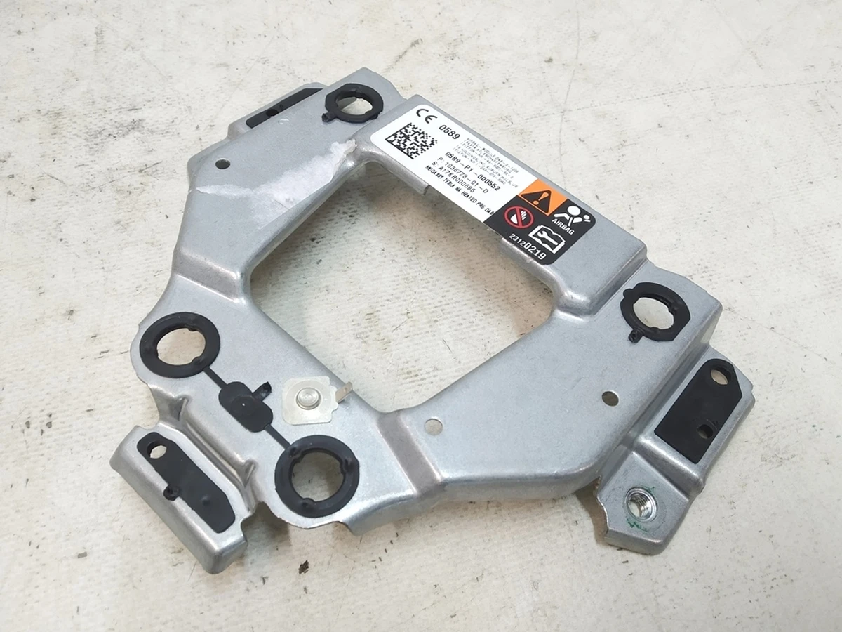 Кронштейн металевий подушки безпеки водія Tesla Model S, Model S REST, Model X 1456163, 1456211, 1474858