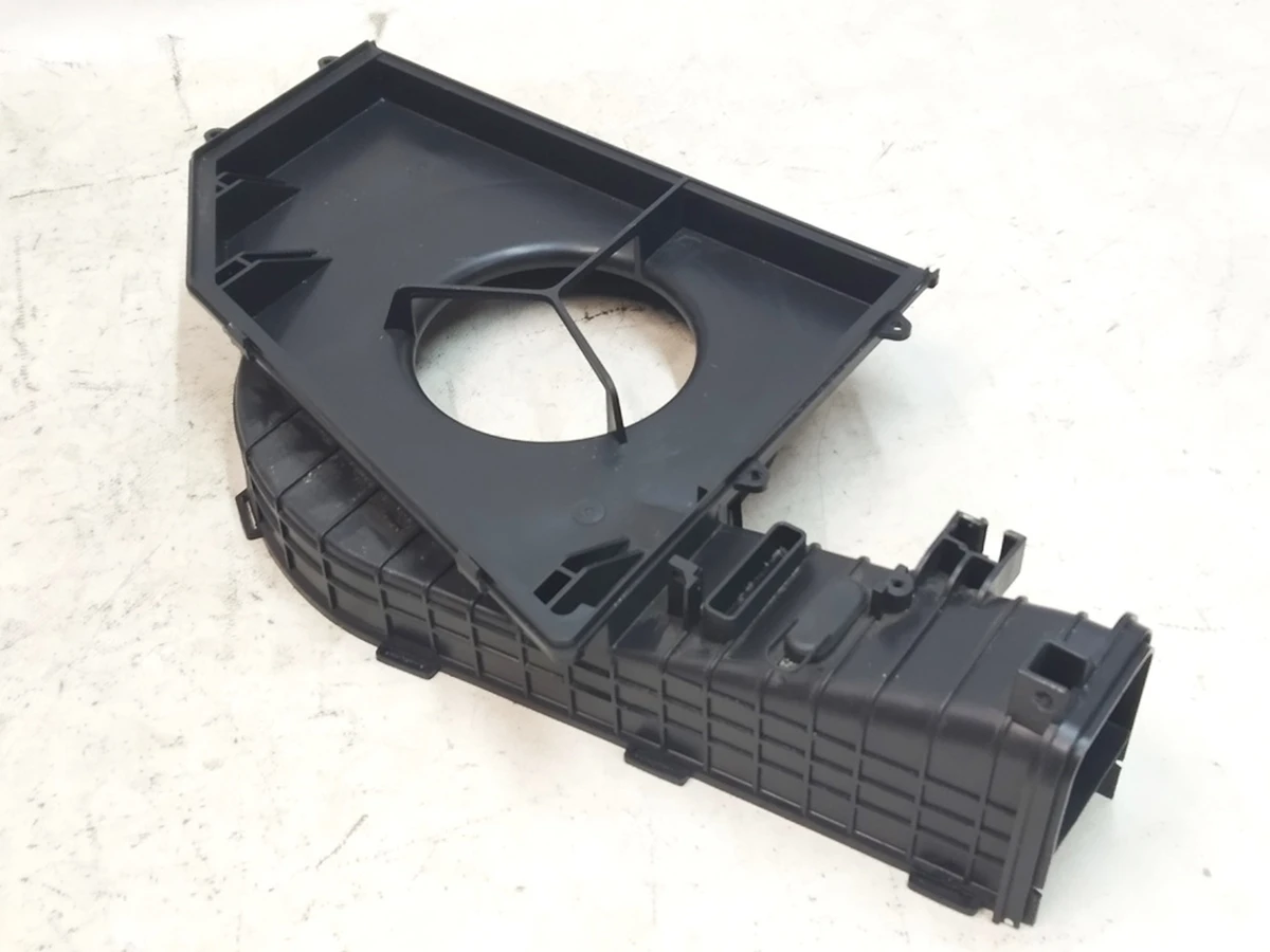 1 Case fan (air conditioner) upper Tesla Model X 1116133-00-B