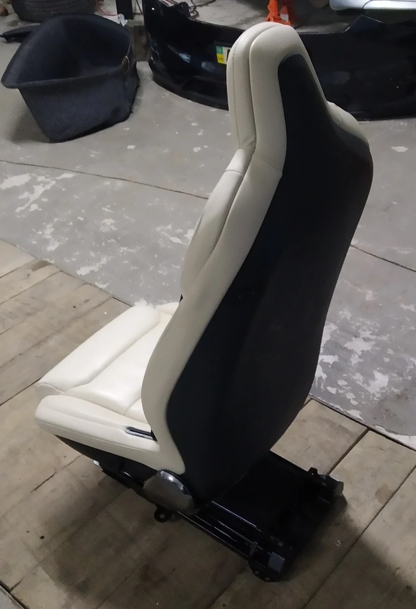 1 Seat of the 2nd row left PUR CRM with fur. per. (without control unit and airbag) (without power seat tilt) Tesla model X 3123509-03-A