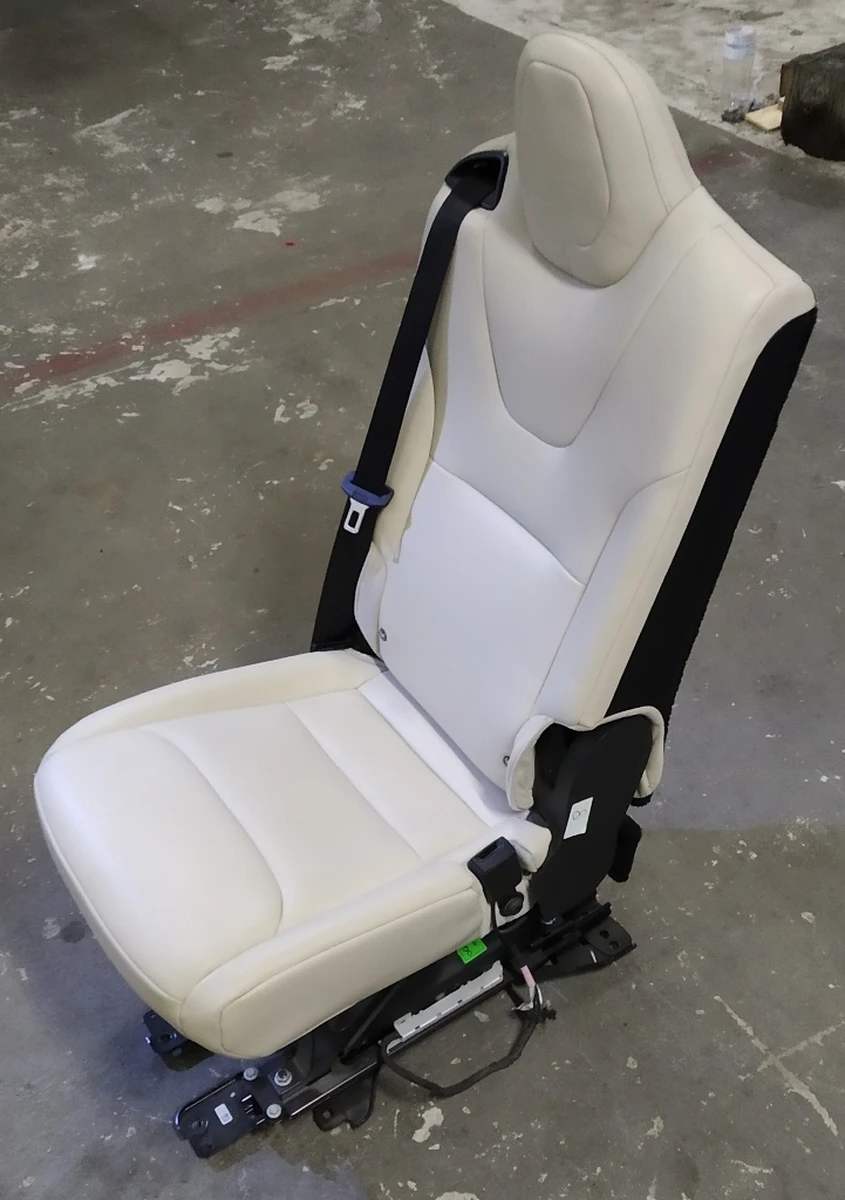 1 NA MX 2R 7ST 40 RH SEAT ASY PUR CRM without cushion, sensor, block, unlock button Tesla model X 3123720-03-A