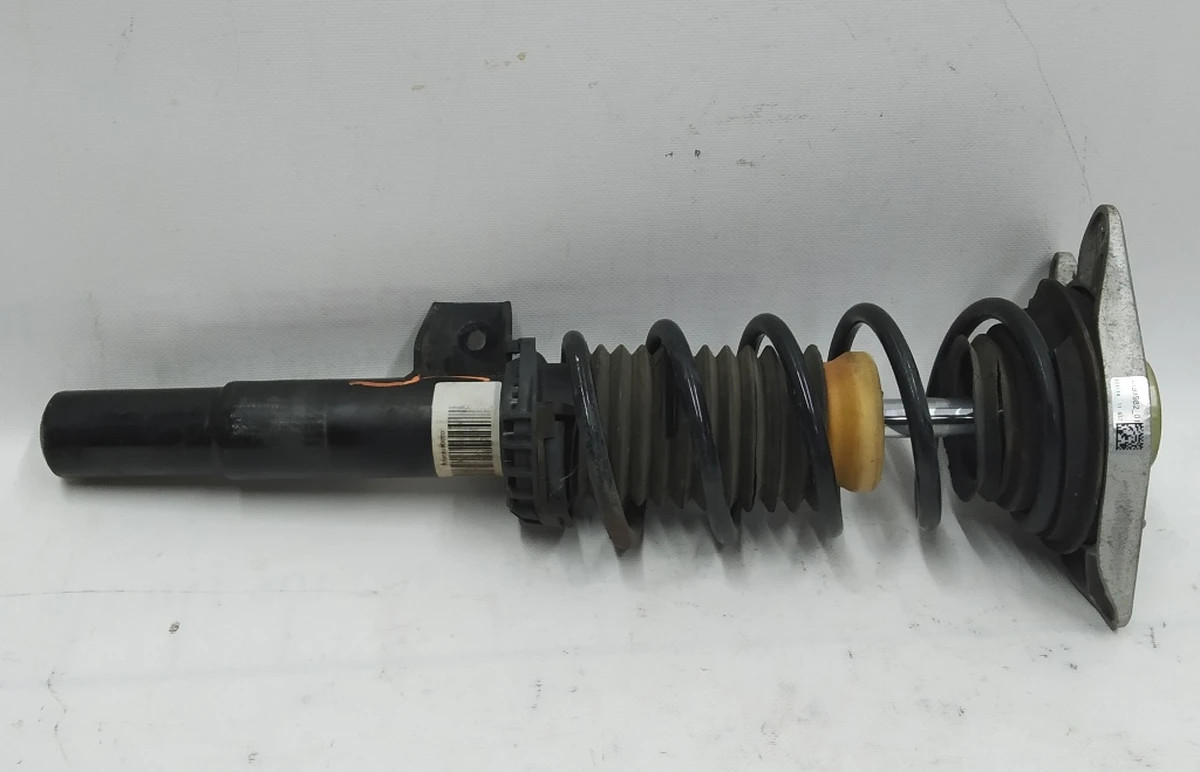 Модуль пружинний передній в зборі лівий з пошкодженням BMW I3 31316870357